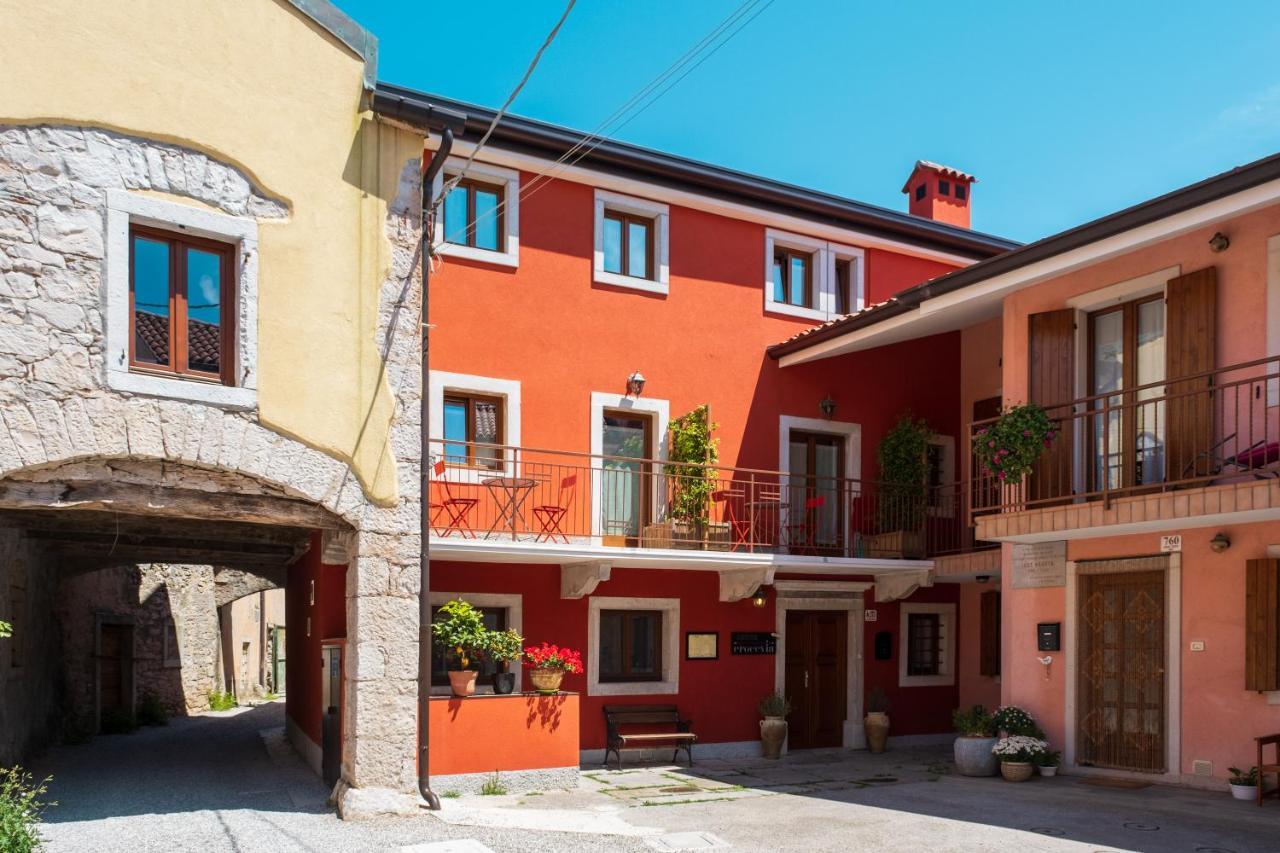 Crocevia - Carsica Contemporanea Triest